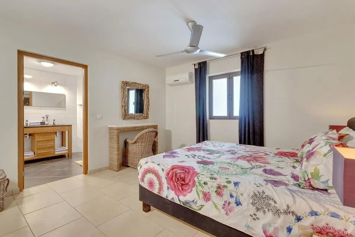 شقة Bon Bini Bon Bida With Lovely Communal Pool كراليندايك